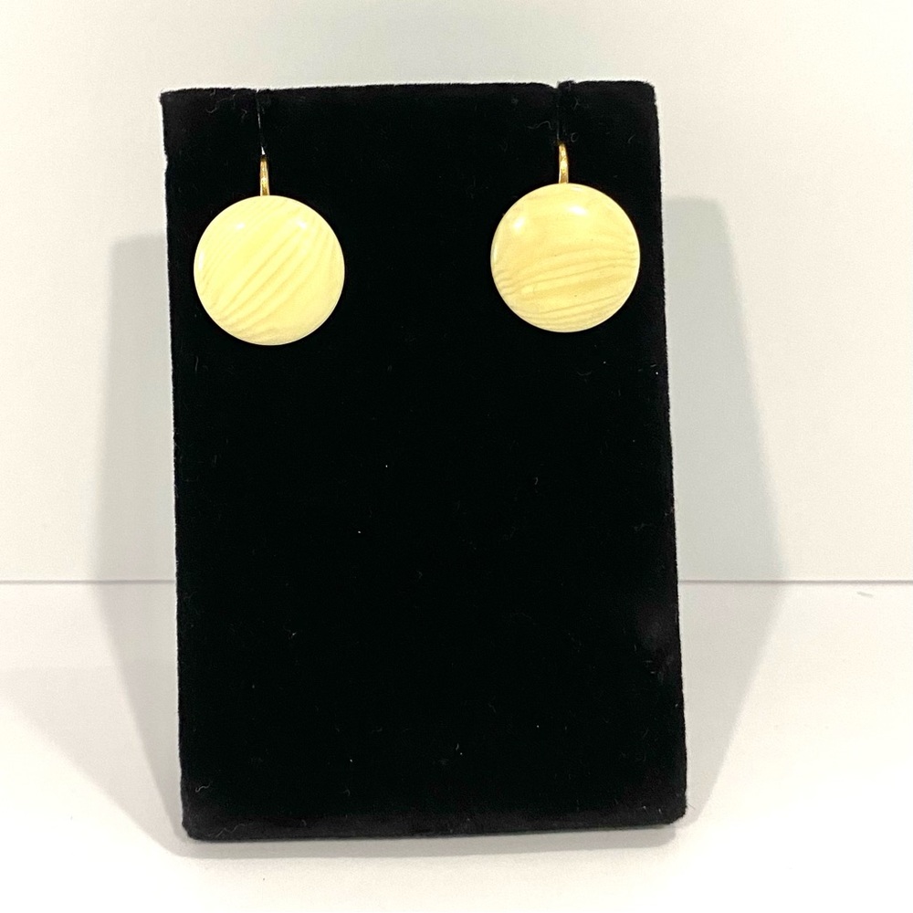 Vintage Napier Celluloid Cream Lucite Gold-Tone Srewback Earrings.